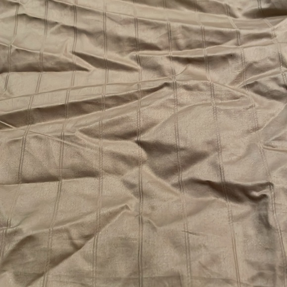 Gold king size pillowcases - Picture 2 of 2